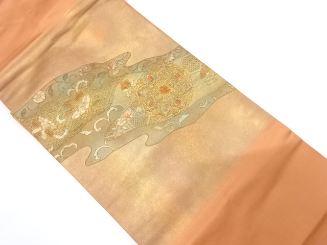 引箔　汕頭蘇州刺繍　霞取りに華紋花唐草模様名古屋帯
